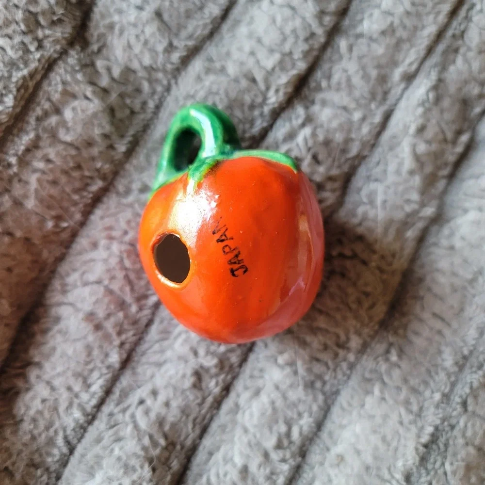 Vintage Tomato Salt/Pepper Shaker Made‎ in Japan ONE SHAKER NO STOPPER